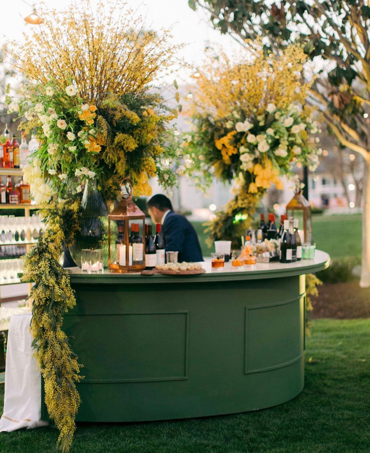 10' Crescent Bar - Custom colors on request – the ARK rentals